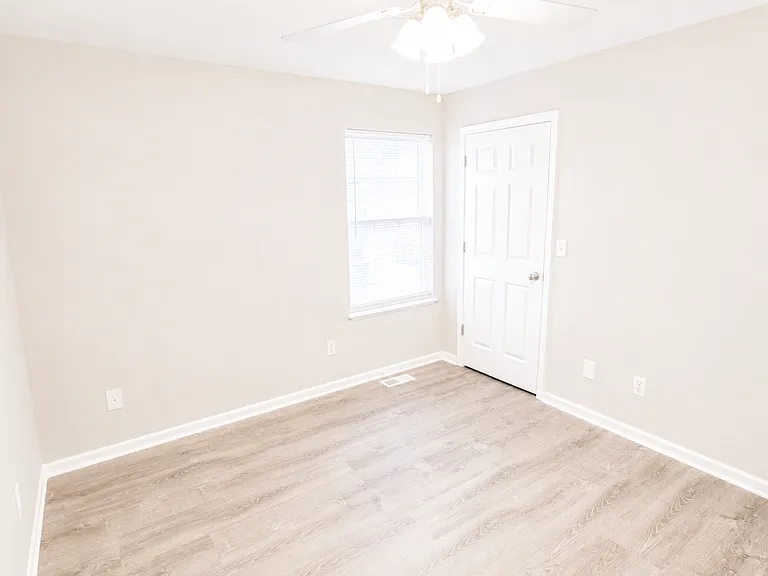 1306 Godas Dr — Photo 25