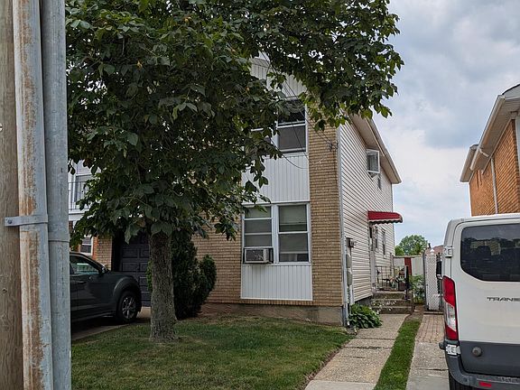 2nd image of 653 Hylan Blvd