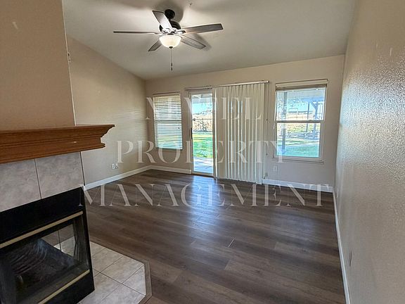 3rd image of 12642 Delaware Rd