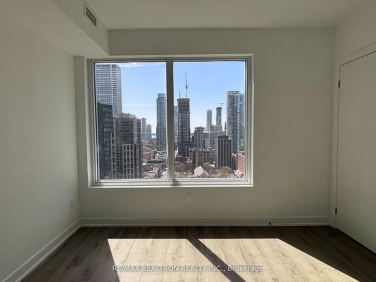 252 Church St #2515 — Photo 4