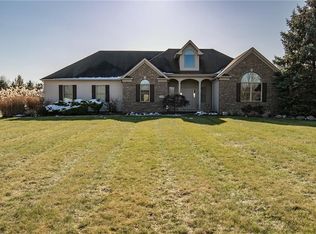 23785 Redfern Rd, Columbia Station, OH 44028