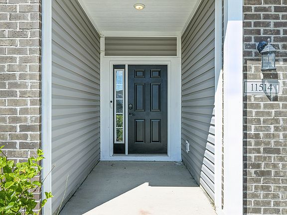 2nd image of 11514 Brookwood Trace Ln