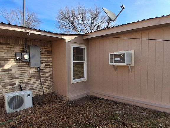 4th image of 516 Forrest Ln