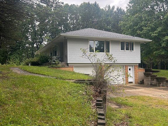 4th image of 7941 5th St