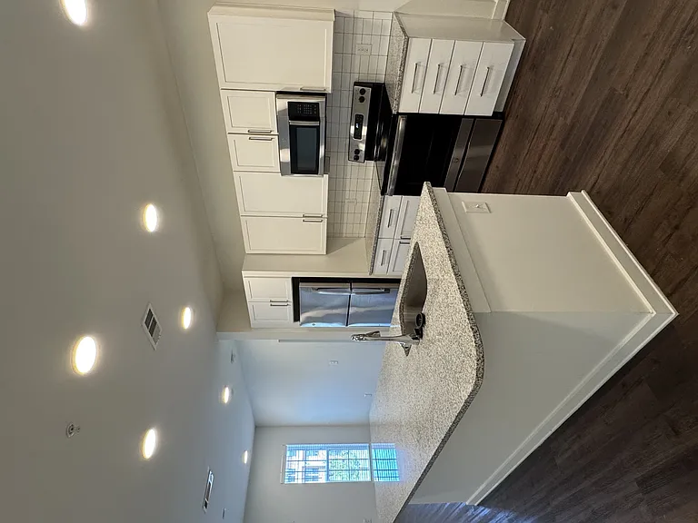 Station 75 Apartments at McDonough — Photo 182