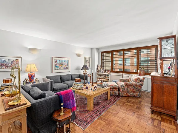 201 E 79th St #11H, New York, NY 10075