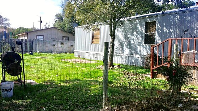 2nd image of 178 Woodland Loop