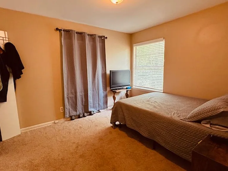 4614 Raintree Blvd — Photo 10