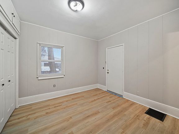 2nd image of 1315 Knollwood Ave #3