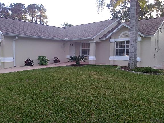 3rd image of 65 Waters Dr