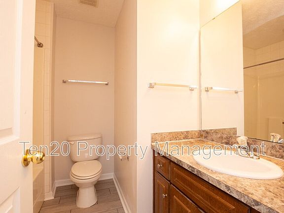 4th image of 6020 White Pine Dr