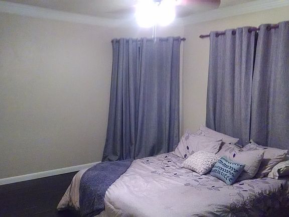 4th image of 1340 Poplar St