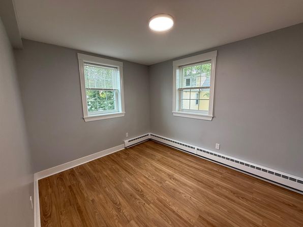 132 Sherman St #3