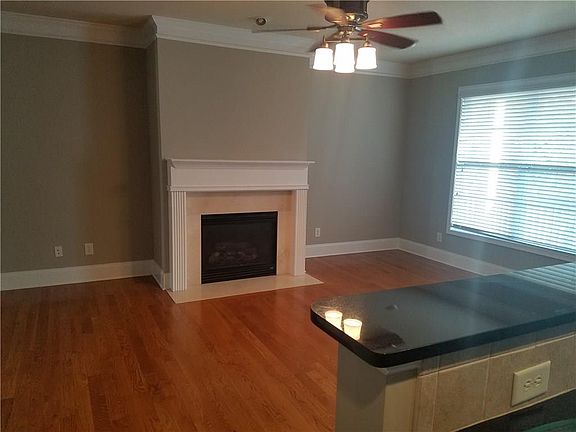 5th image of 2357 Gallard St