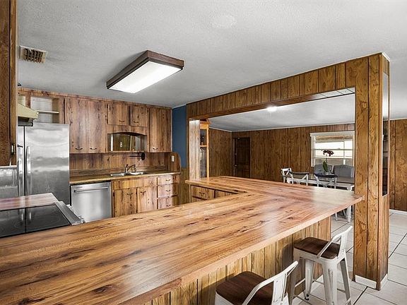 5th image of 1307 MAYFLOWER DRIVE