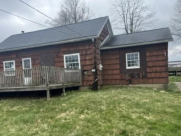 120 Main St, Mount Pleasant, OH 43939