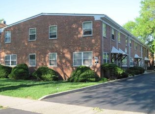 2115 Darrow Ave, Evanston, IL 60201