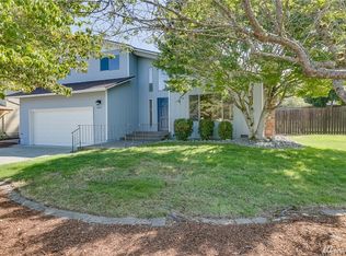 18915 49th Pl W, Lynnwood, WA 98036