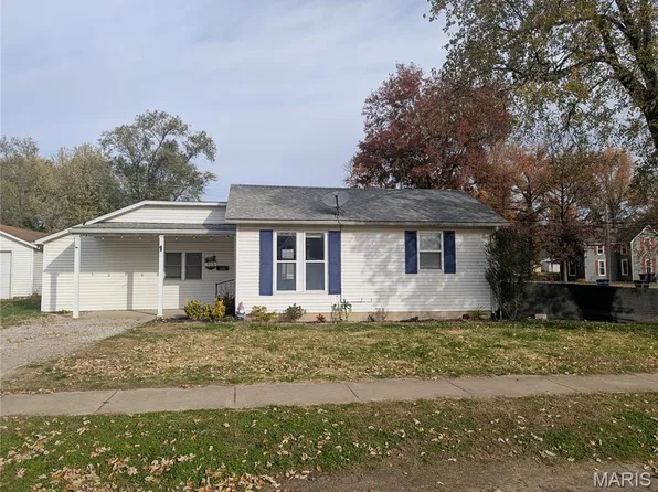 519 Ward St, Greenville, IL 62246