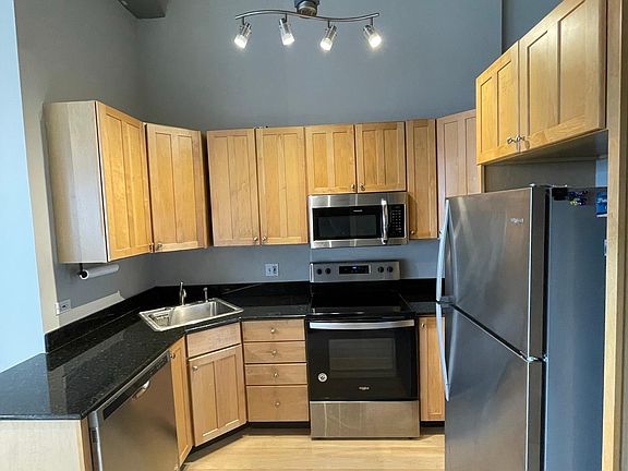 2nd image of 1316 N Milwaukee Ave APT 204