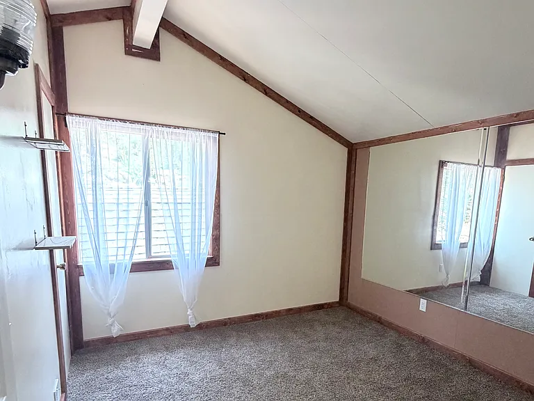 2317 Eagle Ln — Photo 15
