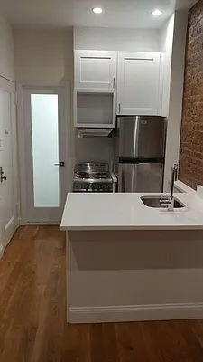 Rented by Sky Management | media 48