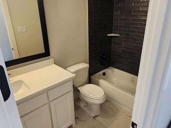 5th image of 9417 Mallard Dr
