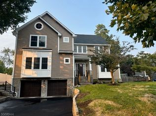 173 Gordonhurst Ave, Montclair, NJ 07043