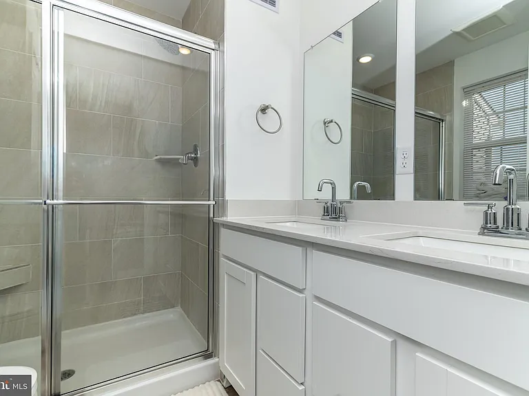 41 Barnes Way — Photo 35