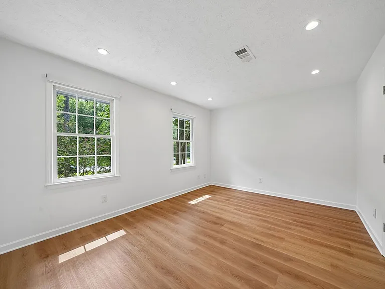 5132 Willow Point Pkwy — Photo 27
