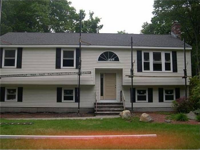 587 Central Ave, Johnston, RI 02919 Zillow