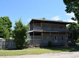 23 S Franklin St, Hartford, MI 49057
