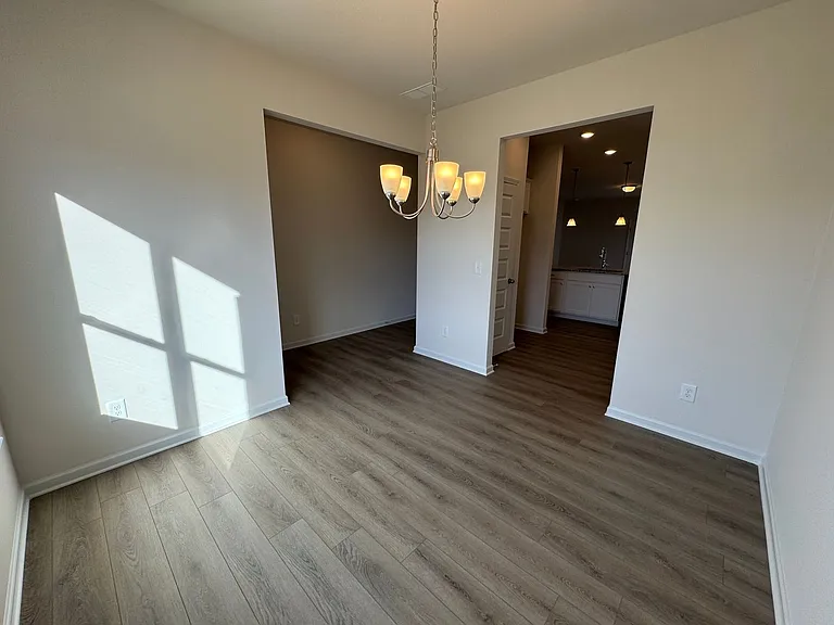 13 Whistling Oaks Dr — Photo 10