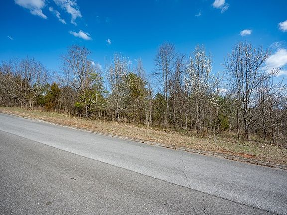3rd image of 42 River Cliff Dr Lot 42