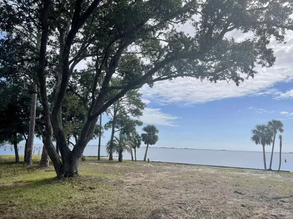 4519 Brickyard Bayou Rd, Gulf Breeze, FL 32563