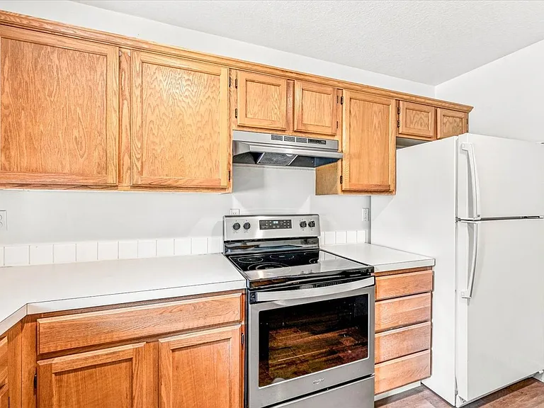 3978 SW Pinewood Way #3978 — Photo 4
