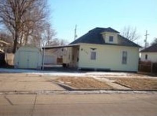 1107 W John St, Grand Island, NE 68801