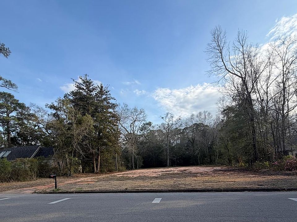 1st image of 1107 Woodlawn Dr