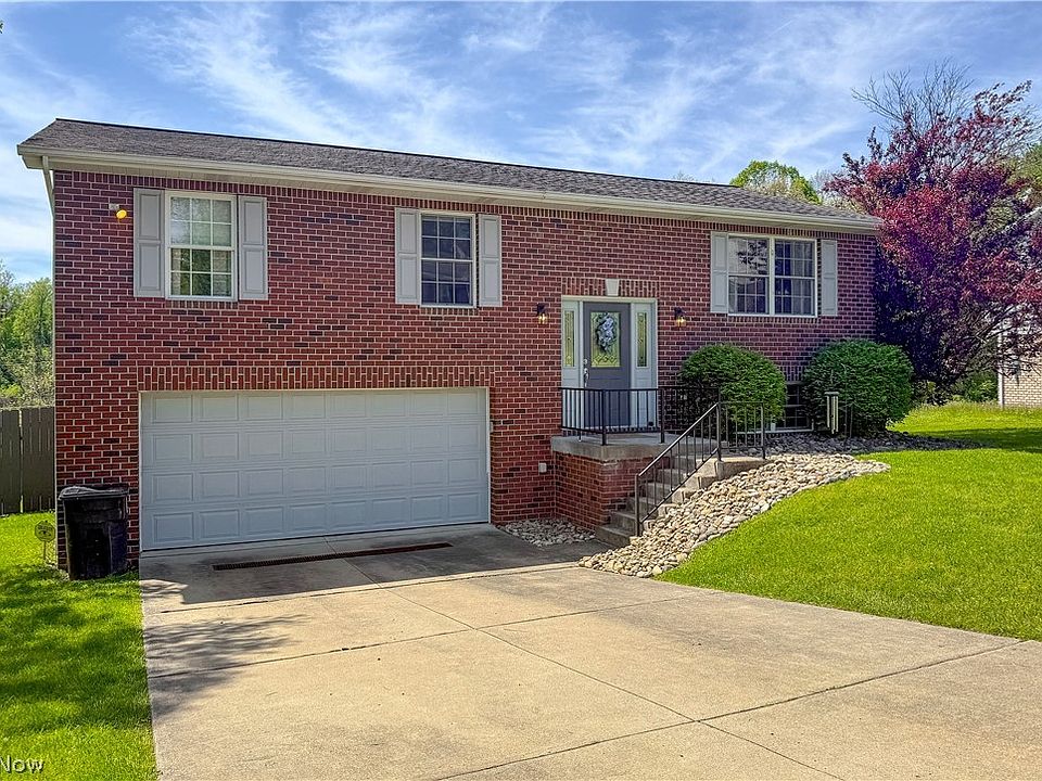 1st image of 3237 Saint Charles Dr