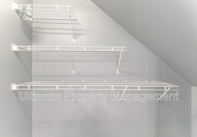 502 Shortfin Dr — Photo 13