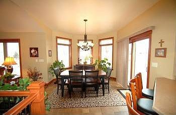 5th image of 3284 Barkwood Cir