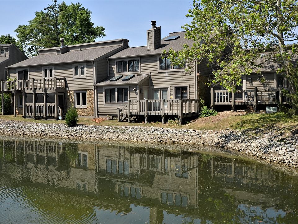 1st image of 8431 Shoreway Dr