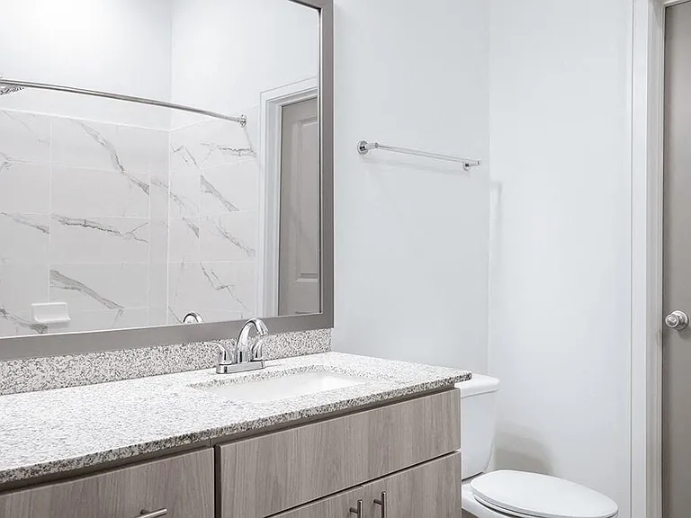 900 Conway Cir — Photo 11