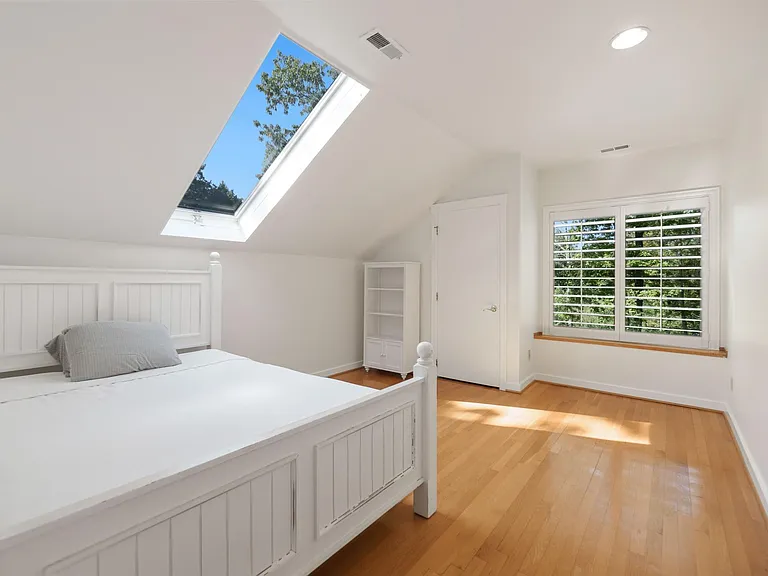 388 Taconic Rd — Photo 18
