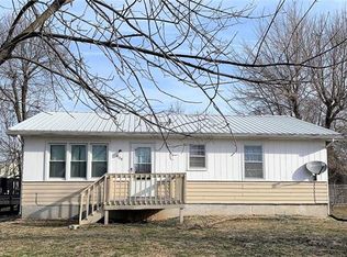 404 Olive St, Orrick, MO 64077