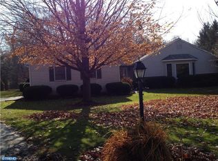 100 Manor Dr, Kennett Square, PA 19348