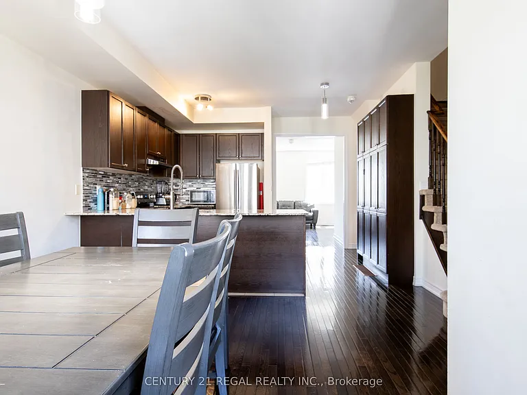 43 Tollgate St #UPPER — Photo 18