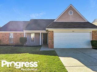 9097 Bentley Woods Dr, Southaven, MS 38671