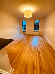 Rented by Metropolis Real Estate of Manhattan