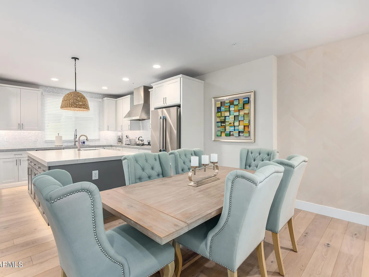 3 bed, 3.5 bath, 1816 sqft, $5,000 — Photo 3